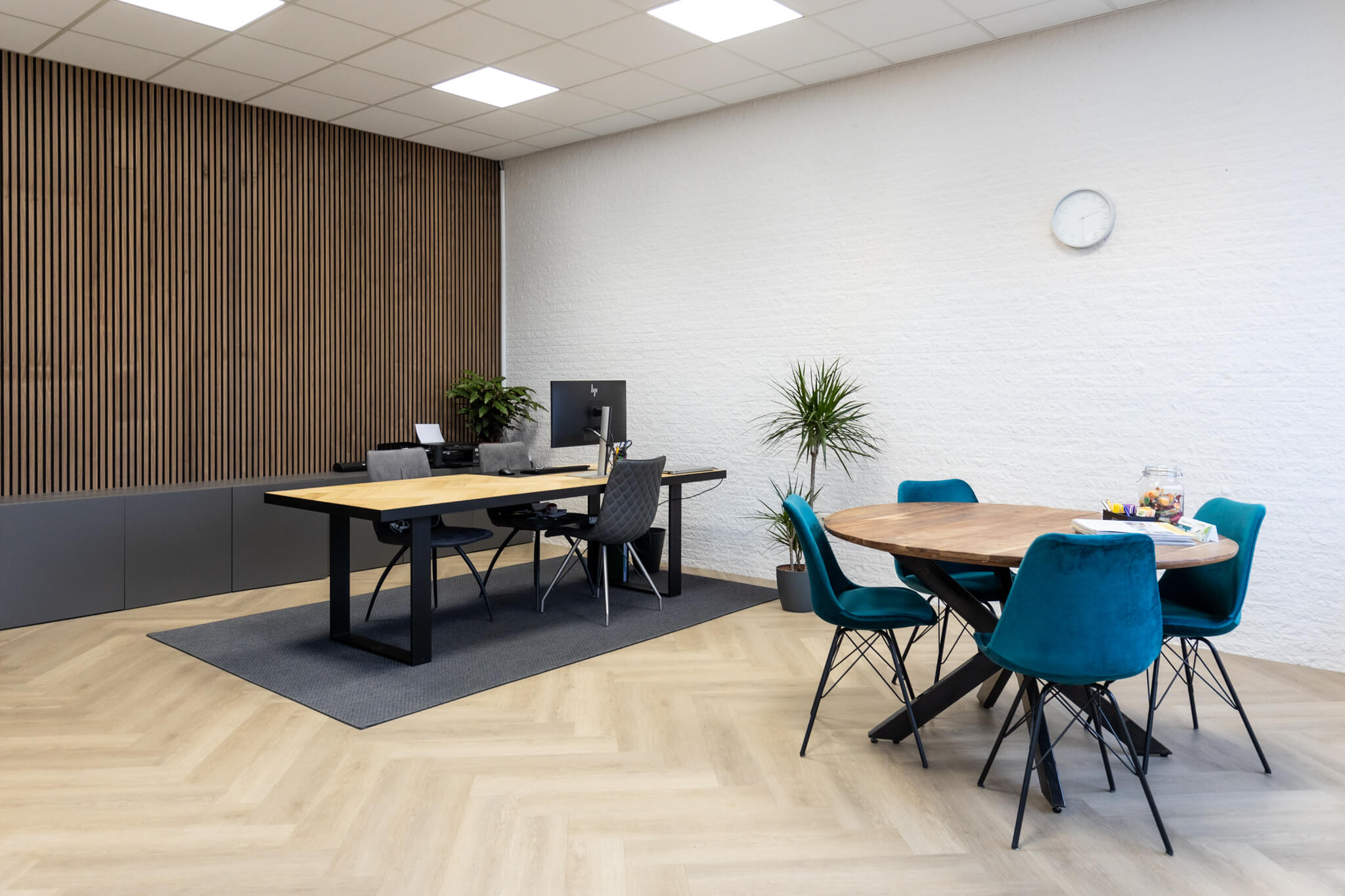 Autobedrijf van Vugt - contact Autobedrijf van Vugt - contact